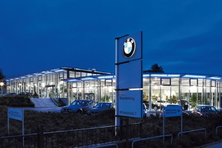 Durch eine neue Software, die Einstellung eines gesamtverantwortlichen Gebrauchtwagenzukäufers und einem Coaching von BMW konnte die Hans Brandenburg GmbH die Standzeit ihrer Gebrauchtwagen um die Hälfte auf 50 bis 60 Tage reduzieren. (Foto: Hans Brandenburg)