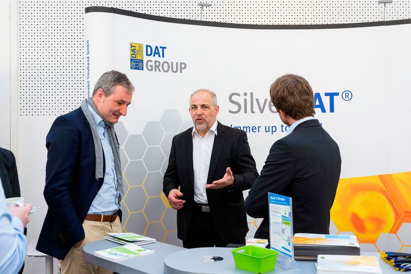 Die DAT Group informierte über ihre Software Silver DAT, die für die Bewertung von Gebrauchtwagen genauso eingesetzt werden kann wie für die Schadenabwicklung, den Vertrieb oder als Tool für Serviceanfragen. (Bild: Stefan Bausewein)