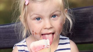 Hätten Sie es gewusst? Die Lieblingseissorte der weiblichen Bevölkerung ist Straciatella. (© ambrozinio - Fotolia)