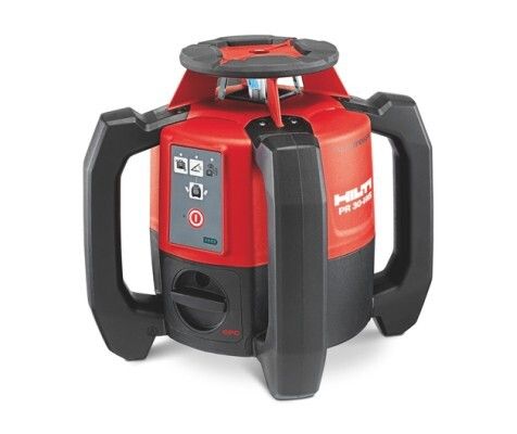 Red Dot Award 2015 - Rotationslaser Hilti PR 30-HVS: Historisch betrachtet war das Vermessungswesen eine komplizierte Angelegenheit, die per Messkette und Winkelkreuz geschah. Heutige Vermessungen erfolgen per Rotationslasergerät, wobei mittels Laserstrahl durch Rotation eines Umlenkprismas eine Bezugsebene erzeugt wird. Perfekt angepasst an die spezifischen Bedingungen im Bauwesen, begeistert der Rotationslaser Hilti PR 30-HVS durch eine neue Formensprache. Gestaltet ist er mit ausgewogenen Proportionen und kompakten Maßen. Ein zentraler Aspekt ist die außerordentliche Robustheit dieses Gerätes. Das Gehäuse ist äußerst solide gefertigt, seine vier Hartgummigriffe fangen auch starke Stöße ohne Schaden ab. Das Gerät ist damit gut gewappnet selbst für schwierige Bedingungen wie Dauerregen, Staub oder das Herunterfallen auf harte Böden. Es liefert auch unter solchen extremen Gegebenheiten weiterhin präzise Messergebnisse. Die ergonomisch gestalteten Handgriffe sind zudem haptisch angenehm und erlauben dem Nutzer ein komfortables Transportieren. Ausgestattet mit einer hochentwickelten, sensiblen Technologie ist der Rotationslaser Hilti PR 30-HVS einsetzbar bei allen Messvorgängen für das Nivellieren, Ausrichten und Planieren. Messergebnisse und Daten werden dabei klar und übersichtlich dargestellt. Durch seine kompakte, solide und funktionale Gestaltung bietet er damit ein sehr verlässliches Messgerät für die Arbeit auf Baustellen.  (Red Dot)