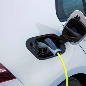 Die Mietwagenzulassungen für den VW E-Golf stiegen von neun im Jahr 2014 auf bislang 119 im Jahr 2015.