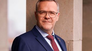 „Wo bleiben seitens der Bundesregierung die dringend nötigen Entlastungen für den deutschen Mittelstand?“, fragt sich Jörg Dittrich, der Handwerkspräsident. Es sei lange genug nur geredet worden, der Mittelstand beginne zu bröckeln ... (Bild: HWK)