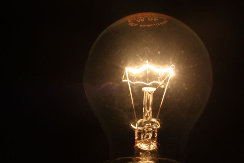 Platz 18: Energiewirtschaft mit 6% Burn-Out-Risiko (2% gering, 2% mittel und 2% hoch)  Weitere interessante Beiträge zum Thema Burn-Out:- So zaubern Sie den Burnout weg  - Angst vor Burn-Out in Kunststoffindustrie weit verbreitet  - Studie belegt: Erhöhte Burnout-Gefahr bei Projektmanagern - Balance statt Burnout (Bild: dengri (gemeinfrei))