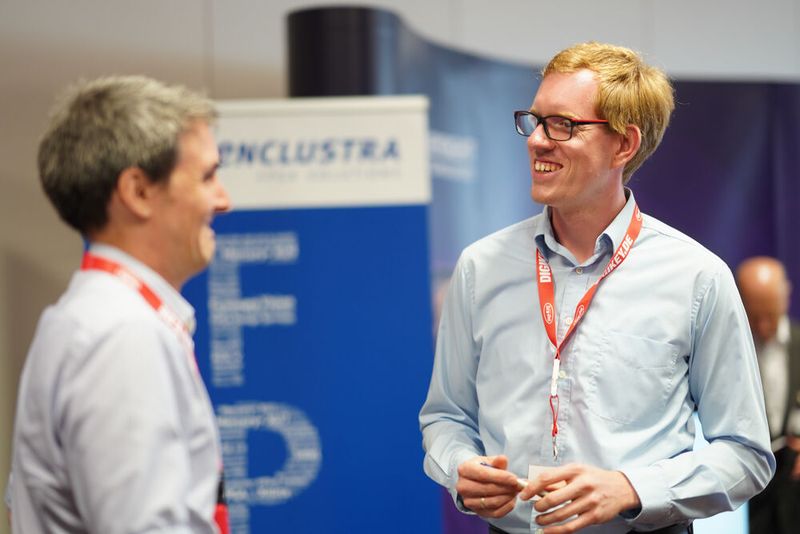 FPGA Conference Europe 2022: Über 70 Sprecher, 100 Vorträge und über 250 Teilnehmer – nach zwei Jahren mit Corona-bedingten Digitalkonferenzen fand die dreitägige FPGA Conference vom 5. bis 7. Juli 2022 endlich wieder als Präsenzveranstaltung statt. Besondere Highlights waren die spannende Keynote von Nick Ni von AMD/Xilinx, die interessante Couchtalk-Expertenrunde, der traditionelle BBQ-Grillabend sowie die vielen glücklichen Gewinner der Verlosungsaktionen.  (Bild: Nadine Stegemann)