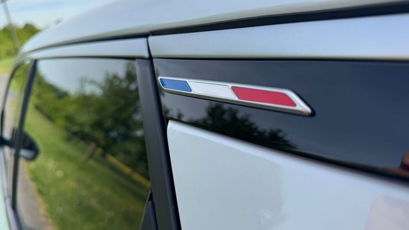 Die Frankreich-Flagge kostet 100 Euro Aufpreis. (Bild: Achter – VCG)