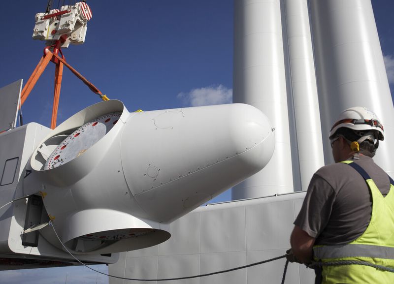 25 Windturbinen des Typs SWT-3.6-107 wurden im Offshore-Windpark Burbo vor der Küste Liverpools montiert. (Bild: Siemens)