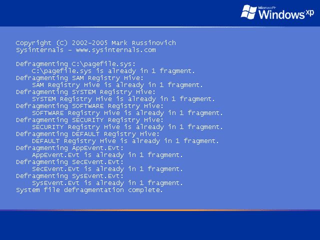 Abbildung 2: Während des Boot-Vorgangs zeigt PageDefrag Statusmeldungen an (Archiv: Vogel Business Media)