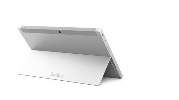 Die neuen Microsoft-Tablets kommen mit einem zweistufigen Kickstand. (Bild: Microsoft Deutschland GmbH)
