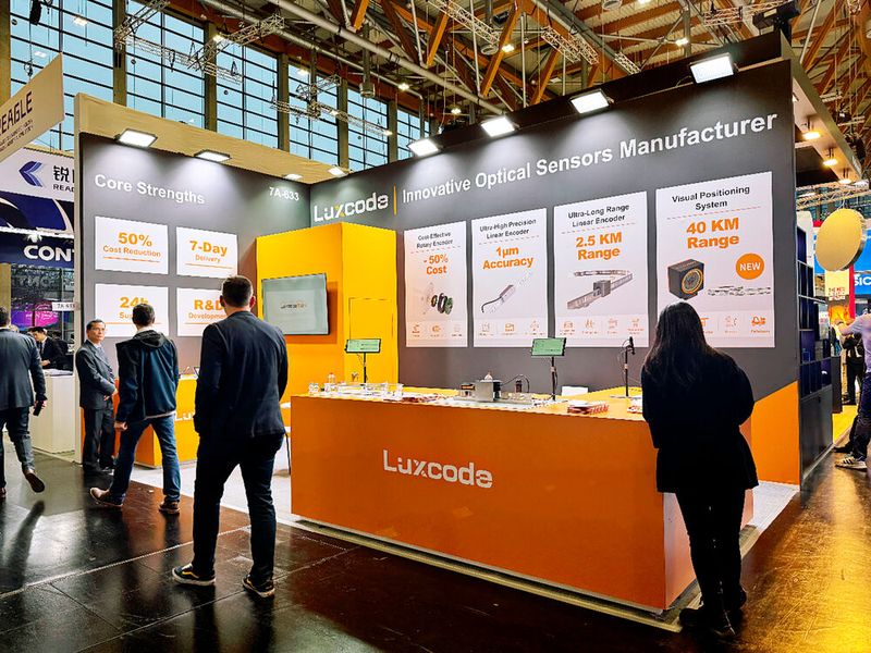 Luxcode booth (Image:Bejaguar)