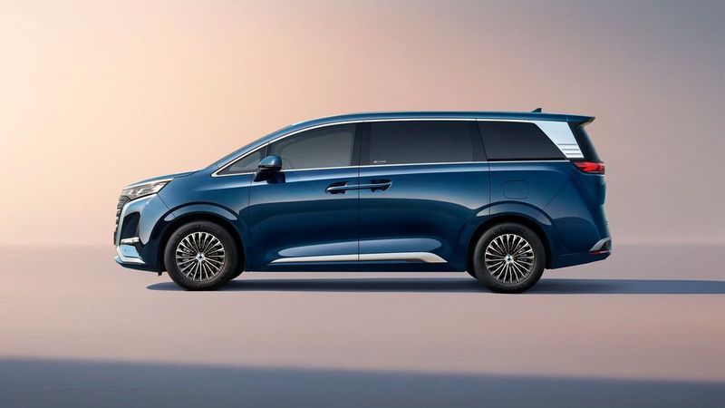 Der D9 ist stolze 5,25 Meter lang. Der Radstand fällt mit 3,11 Meter ebenfalls üppig aus. (Bild: Denza)