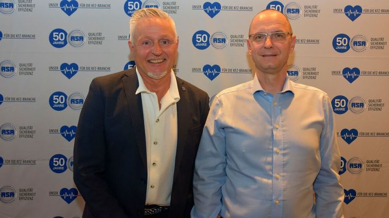 Alter und neuer ASA-Präsident Frank Beaujean (l.) und ASA-Vizepräsident Finanzen Marco Kempin. (Bild: ASA-Bundesverband)