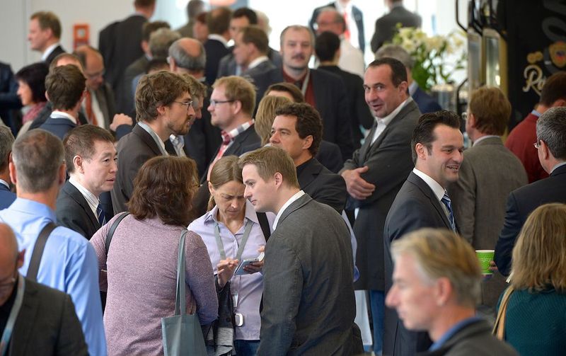 Eindrücke von der Werkstoffwoche Dresden 2015. (Bild: Werkstoffwoche Dresden)