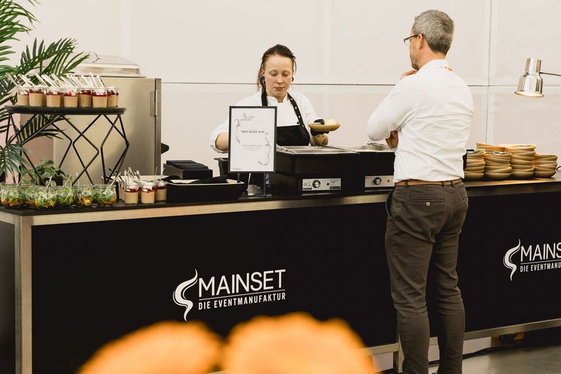 Für das leibliche Wohl zwischen den spannenden Vorträgen ist natürlich bestens gesorgt. (Bild: Stefan Bausewein)