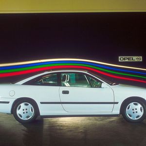 Spitzenklasse aus Rüsselsheim: Der Opel Calibra war beim Marktstart Aerodynamik-Weltmeister.(Bild:  Opel)