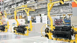 Ein Condition-Monitoring-System auf Basis des Edge-Computers „MICA“ erkennt frühzeitig Verschleiß und verhindert so Ausfälle.  (Harting)