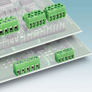 Pinstrip-Stecker sind kaum größer als vergleichbare Leiterplattenklemmen – und gleichzeitig steck- und lösbar wie Leiterplatten-Steckverbinder.(Bild:  Phoenix Contact)