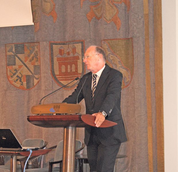 Franz Maget, Vizepräsident des Bayerischen Landtags, hielt die Eröffnungsrede und begrüßte die Teilnehmer (Archiv: Vogel Business Media)