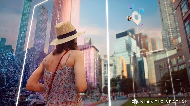 Pokémon-Go-Spieler liefern seit Jahren Bild- und Geodaten aus der realen Welt. Diese Informationen fließen heute in räumliche Modelle ein, die Robotern bei der Navigation helfen.(Bild:  Niantic)