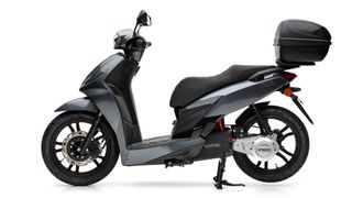 Motor und Getriebe sind bei Sli7 max in der Hinterradschwinge integriert. (Bild: Nova Motors)