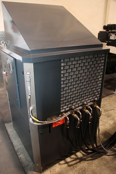 Kühlaggregat der Mikromat-Portalfräsmaschine 20V. (Bild: Kuttkat)