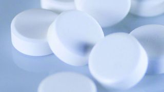 Abb. 1: Forensisch-toxikologische Analysen weisen u.a. Arzneimittelrückstände in Körperflüssigkeiten und menschlichen Geweben nach.  (Bild: www.bilderbox.com)