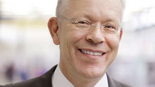 Bernd Seliger von Mediseal stellt Konzepte für Verpackungscontainment vor. (Bild: Mediseal)