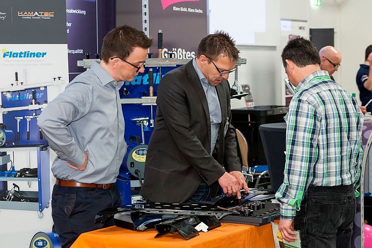 Kamatec hat sich auf Produkte zur Karosserieinstandsetzung spezialisiert. Das Unternehmen vertreibt Spezialwerkzeuge sowie Maschinen. (Stefan Bausewein)