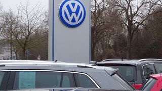 Im Handel hofft man in der Coronakrise auf ein Entgegenkommen der Hersteller bei den ausgegebenen Jahreszielen. (Bild: Seyerlein/»kfz-betrieb«)