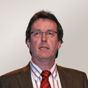 Herbert Hajek, Produktionscontroller der Oechsler AG: „Wir konnten innerhalb von zwei Jahren nach Einführung des MES den Nutzungsgrad um 15% steigern.“ Bild: Schäfer