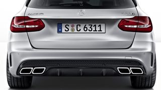 Ab 2016 muss der Klappenauspuff sportlicher Fahrzeugmodelle ersetzt werden.  (Daimler)