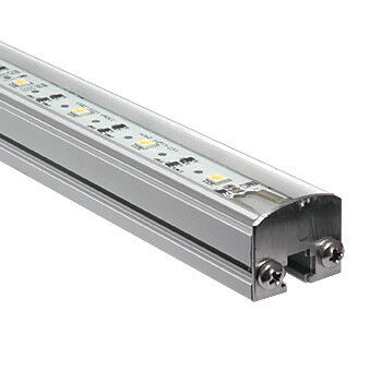 Die verweendeten LEDs bieten eine Lichtausbeute von 145 lm/W. (dresden elektronik)