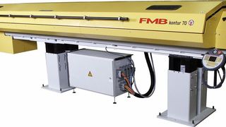 Das automatische Lademagazin FMB Kontur 70 versorgt CNC-Drehmaschinen mit beliebig 
konturiertem Stangenmaterial.  (Bild: FMB)