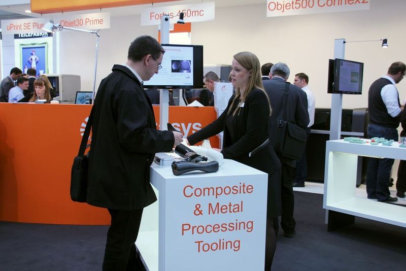 Vor Ort am Stand von Stratasys: Auch in puncto Composites kann man dort Tipps geben und hat einige Ideen im Portfolio... (Bild: Königsreuther)