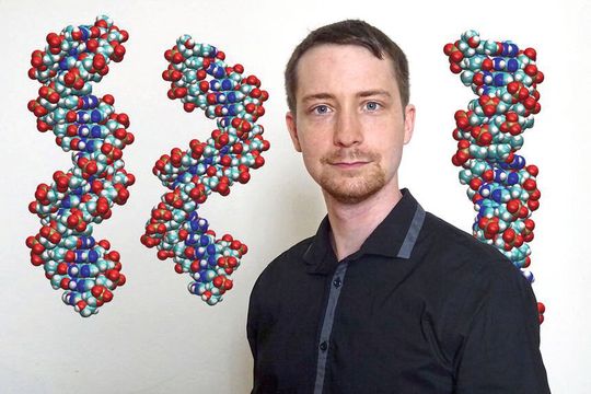 Johannes Kalliauer hat die seltsamen Dehnungseigenschaften von DNA-Molekülen untersucht. Johannes Kalliauer hat die seltsamen Dehnungseigenschaften von DNA-Molekülen untersucht.