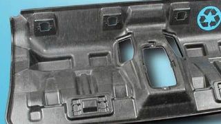 Hintersitzschale des BMW i3 aus Carbonsfaser-Recycling Material (Bild: Hennecke)