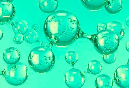 Aus Wasser kann man bekanntlich Wasserstoff gewinnen. Das soll möglichst mit erneuerbarer Energie geschehen. Forscher haben jetzt untersucht, ob heimischer grüner Wasserstoff überhaupt wirtschaftlich ist. Das Ergebnis laute eindeutig „JA“, wenn man einiges beachte.(Bild:  H2O-Fuzzi)