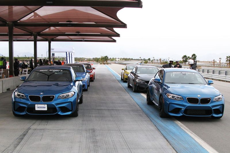 Im zweiten Teil des Tests ging es dann mit BMW M2, M3 und M4 auf die Rennstrecke „The Thermal Club“ in der Nähe von Palm Springs. (Seyerlein/»kfz-betrieb«)
