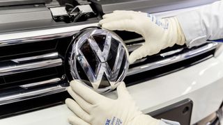 Der VW-Konzern verkauft fast ein Drittel seiner Fahrzeuge in China. Dort verliert der OEM jedoch Marktanteile. (VW)