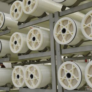 Die Umkehrosmose-Elemente aus dem Sortiment Lewabrane von Lanxess werden am Standort Bitterfeld produziert.