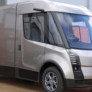 Das britische Unternehmen WEVC hat die Plattform für einen Elektrotransporter entwickelt.(Bild:  Watt/Duncan Jeggo)