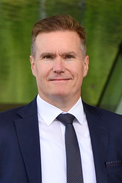 Michael Müller, bisher bei der Porsche AG Leiter der Vertriebsregion Westeuropa, übernimmt zum 1. Oktober 2018 die Geschäftsführung der Tochtergesellschaft Porsche Central & Eastern Europe mit Sitz im tschechischen Prag. Der 46-Jährige folgt in dieser Position auf Marcus Eckermann, der im Juli 2018 neuer Geschäftsführer von Porsche Cars Great Britain wurde.  (Porsche)