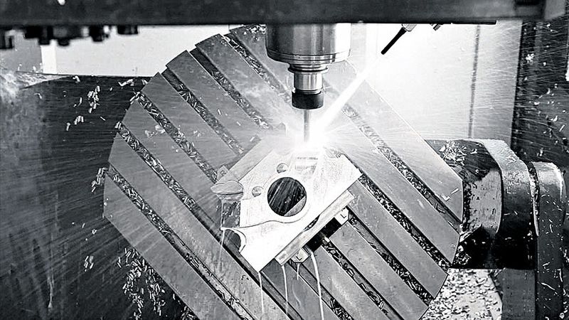 Das neue Haas Universal-Bearbeitungszentrum UMC-750 ermöglicht die wirtschaftliche und zuverlässige 3+2- und simultane 5-Achsen-Bearbeitung. (Bild: Haas)