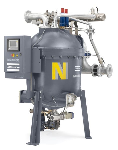 Bild 4: Eine weitere Verbesserung der Energieeffizienz des Druckluftsystems lässt sich mit energiesparenden Adsorptionstrockern erreichen, hier im Bild ein ND 1800 für Taupunkte bis zu –40 °C. Er spart im Vergleich zu konventionellen Adsorptionstrocknern bis zu 50% der gesamten Lebenszykluskosten ein.  (Bild: Atlas Copco)