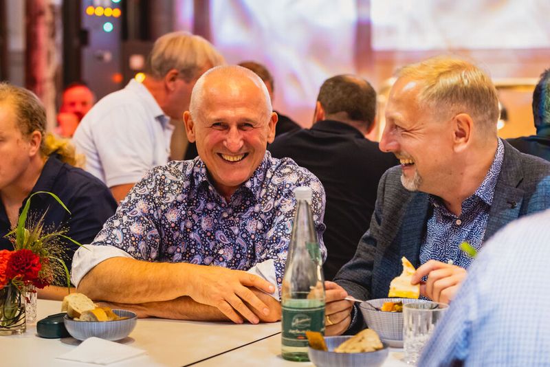Impressionen vom 24. Würzburger EMS-Tag: Im Mittelpunkt standen aktuelle Branchenthemen, praxisnahe Impulse und insbesondere der persönliche Austausch innerhalb der EMS-Community. (Bild: Stefan Bausewein)