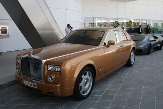 Viele Scheichs aus den Emiraten haben mehrere hundert Autos. (Archiv: Vogel Business Media)