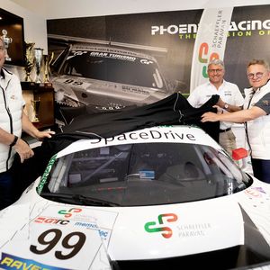 (Schaeffler Paravan/ Gruppe C Photography)