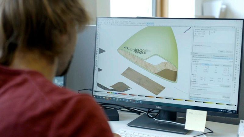 Konzeptentwicklung am Computer. (Fraunhofer WKI)