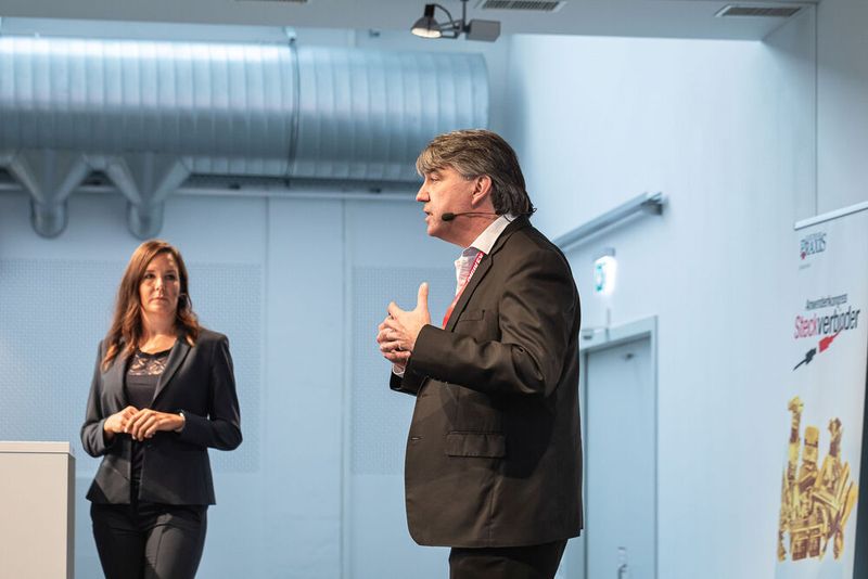 Steckverbinder: Impressionen vom 15. Anwenderkongress Steckverbinder im Würzburger VCC 2021. (Bild: VCG/Stefan Bausewein)