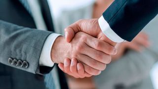 The newly formed Semikron Danfoss joint business will be owned by the current owner-families of SEMIKRON and the Danfoss Group, with Danfoss being the majority owner. (Source: ASDF - stock.adobe.com)