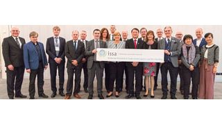 Teilnehmerinnen und Teilnehmer bei der konstituierenden Sitzung für die neue Sektion Handel. (BGHW)